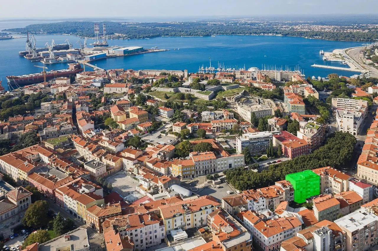 Giardini Penthouse Apartment Pula